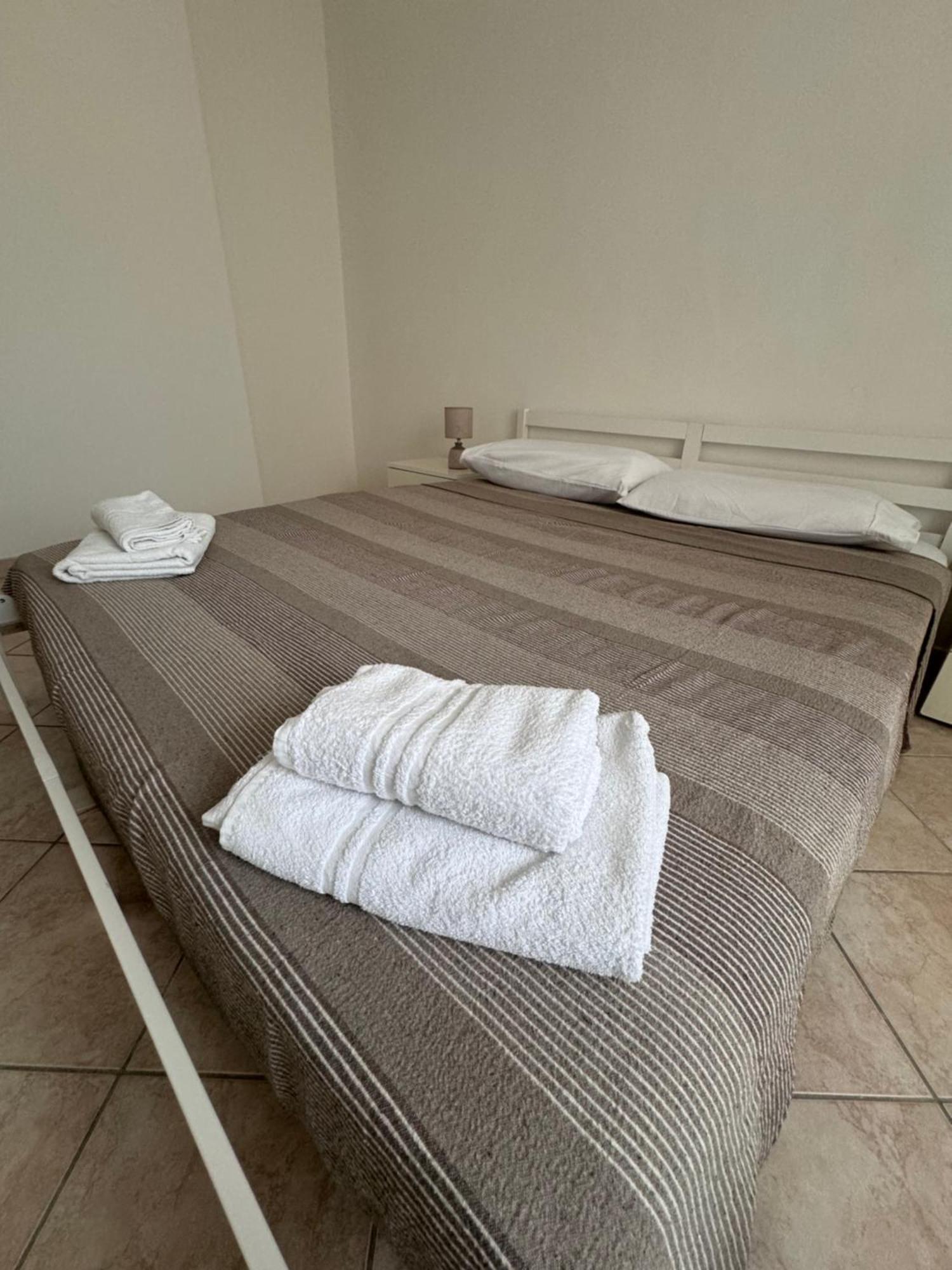 Galvani Apartment Porto Torres Exterior foto